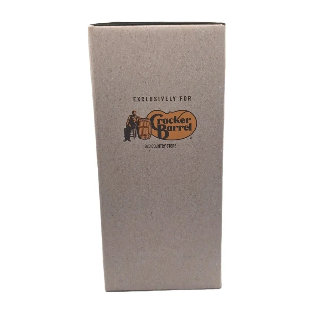 Cracker Barrel Collectables Dogs By The Fire Salt & Pepper Shakers Set NIB U260